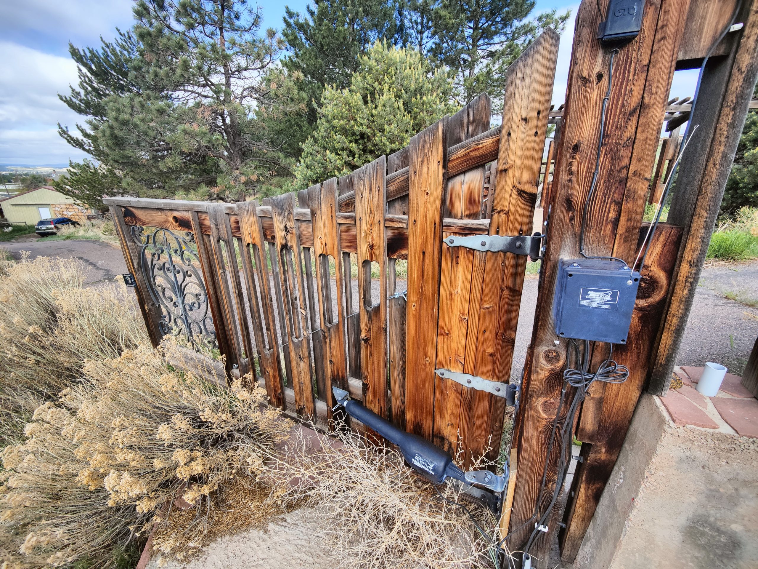 Electric Gate